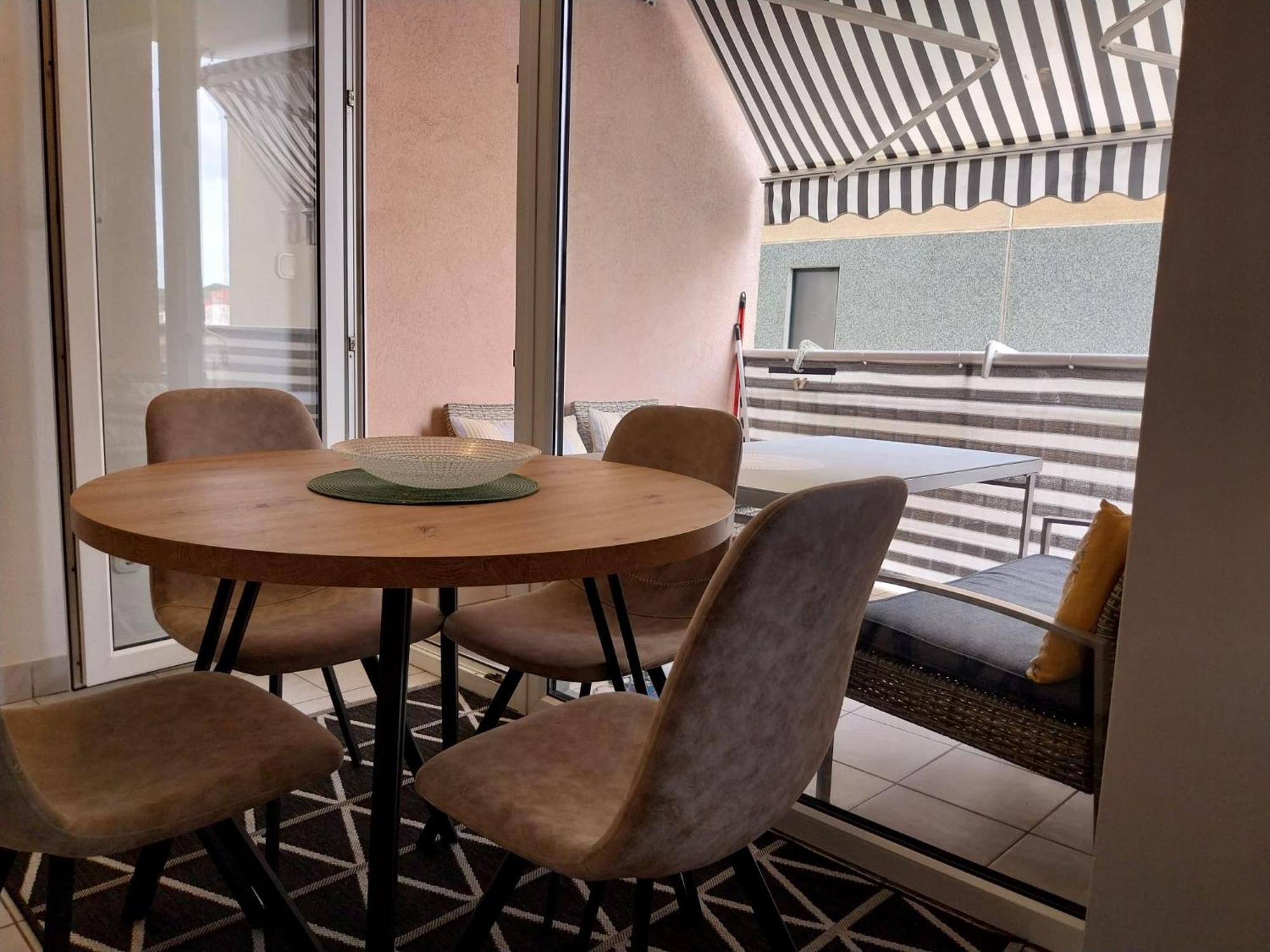 Apartman Histria PUY Exterior foto