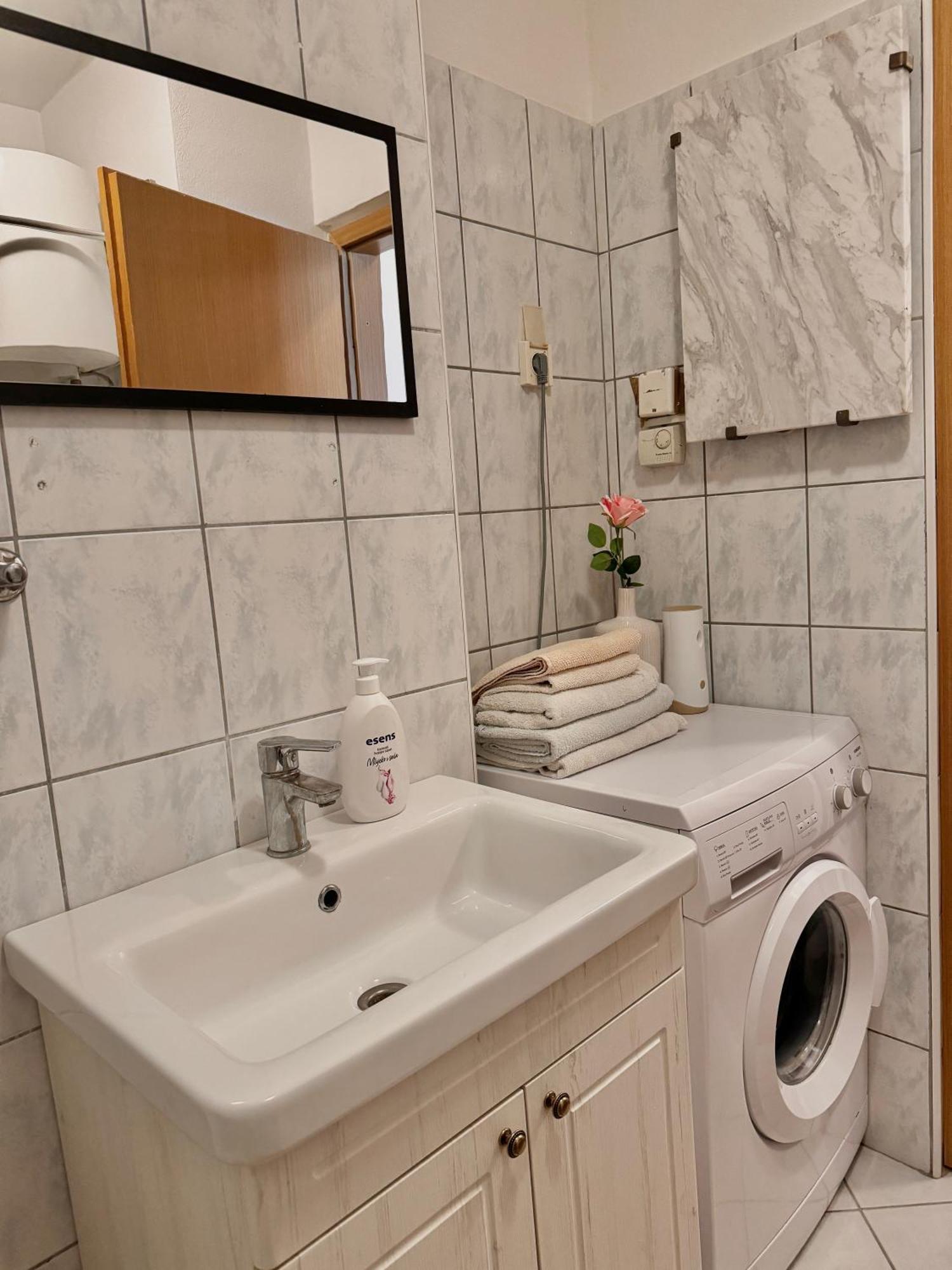 Apartman Histria PUY Exterior foto