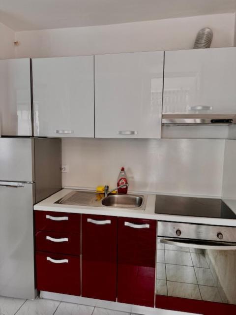 Apartman Histria PUY Exterior foto